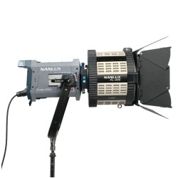 NANLUX FL-22E MOTORIZED FRESNEL LENS 15 GRADI-48 GRADI FOR EVOKE 600C BOWENS ELECTRONIC BE-MOUNT