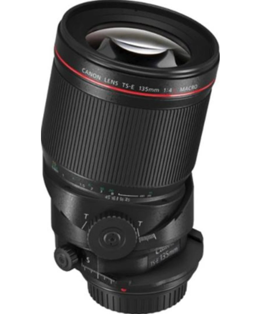 TS-E 135mm f/4 L Macro