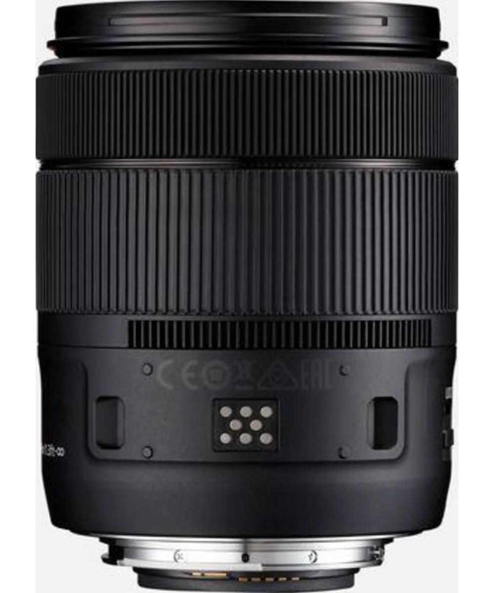 EOS 850D + EF-S 18-135mm f/3.5-5.6 IS USM