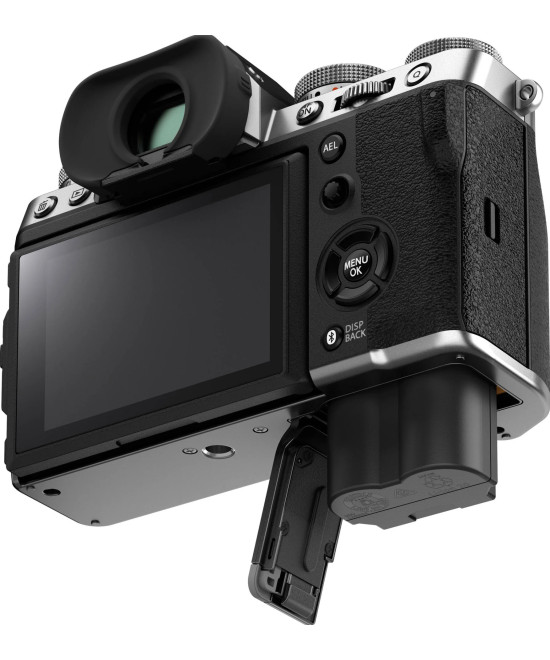 X-T5 Silver + XF 16-80mm f/4.0 R OIS WR