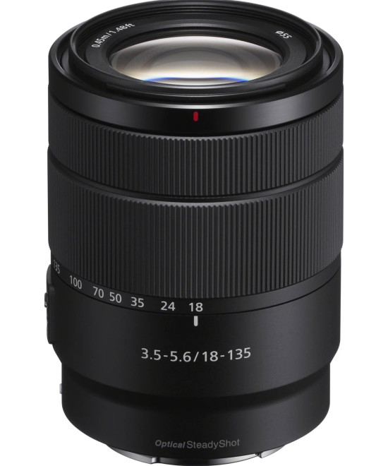 SEL 18-135mm f/3.5-5.6 OSS