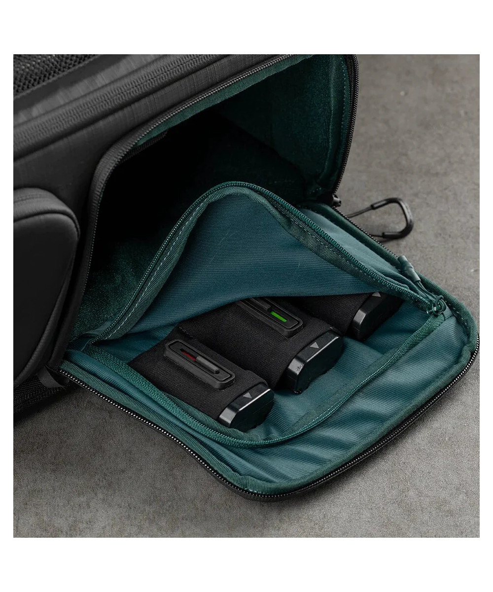 OneMo 2 35L Space Black