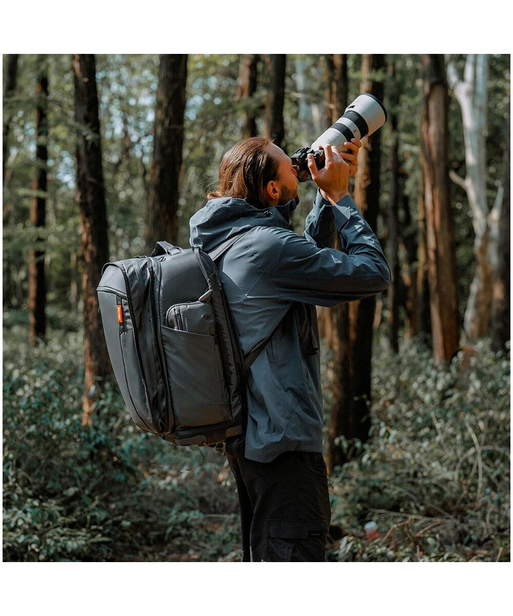Roller Camera Backpack Space Black, 30L