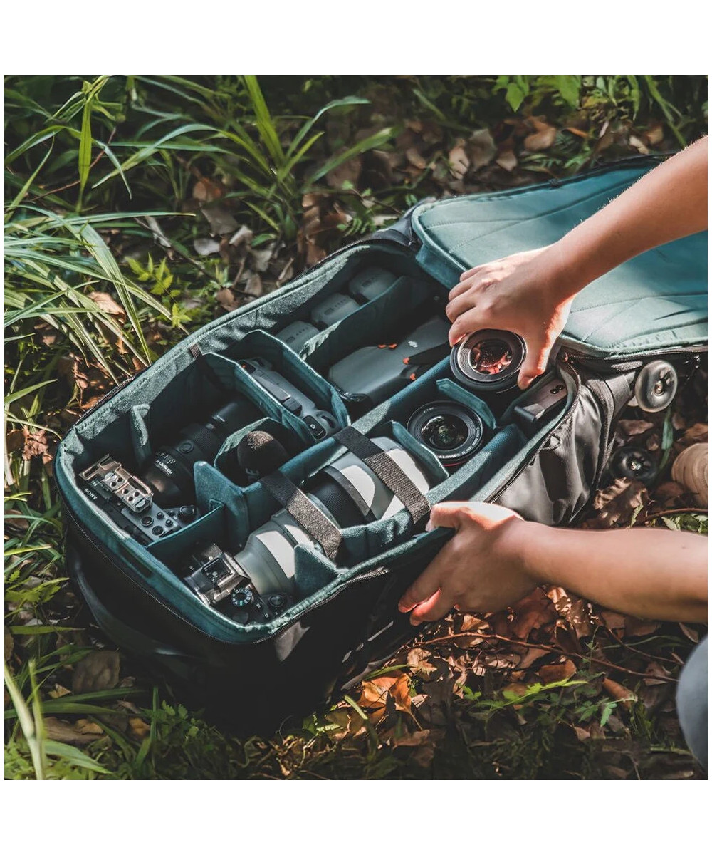Roller Camera Backpack Space Black, 30L