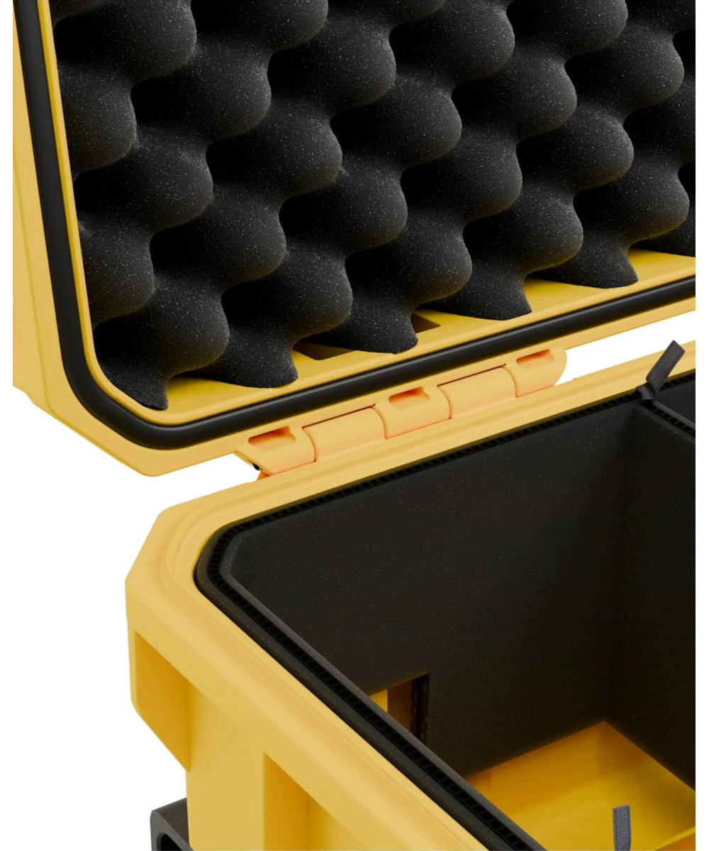 TORTOISE T-300 20 INCH CARRY-ON PROTECTOR CASE (YELLOW)
