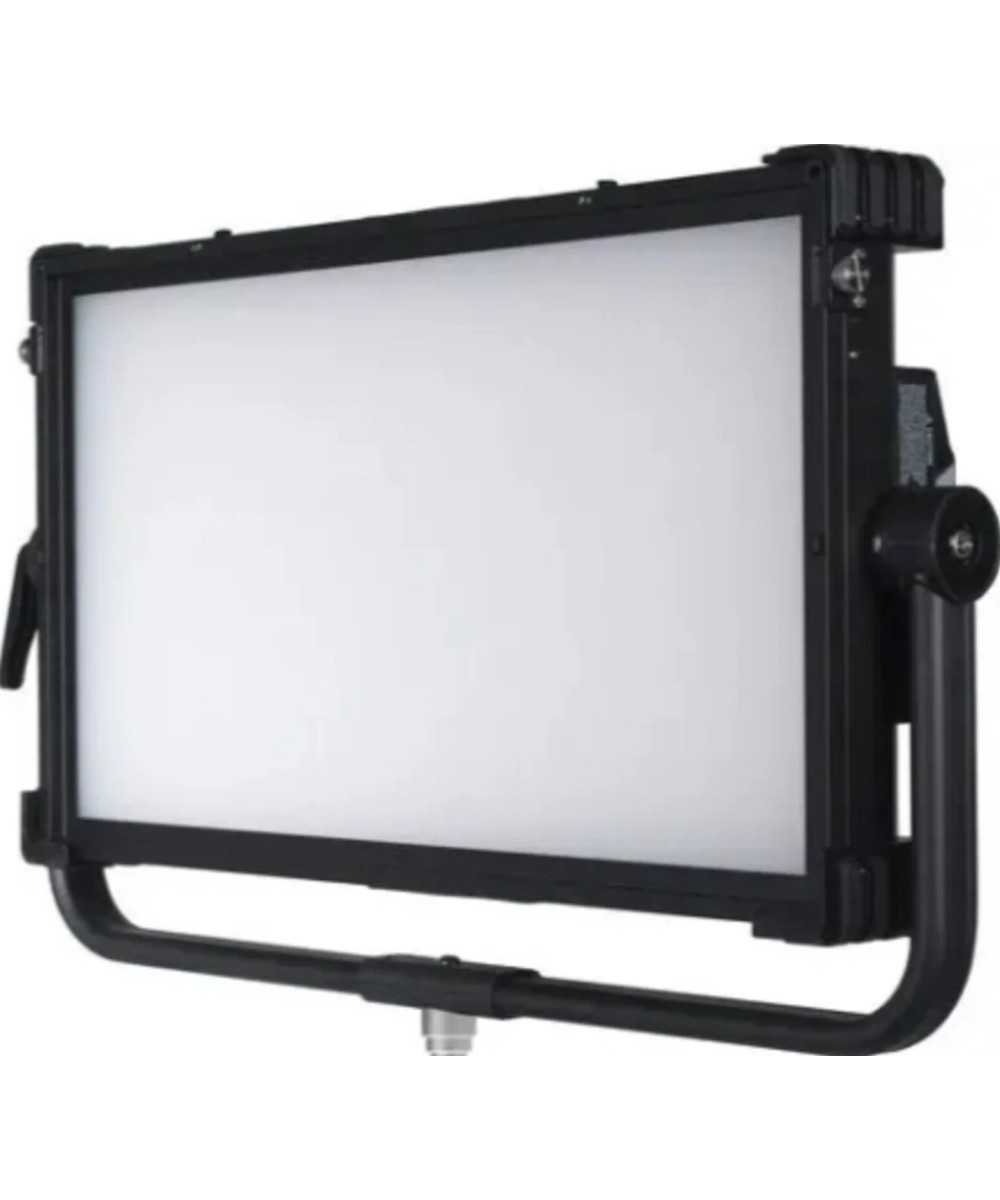 Dyno 650C RGBWW + Flight Case CC-FT-650C + Alette BD-DN650C