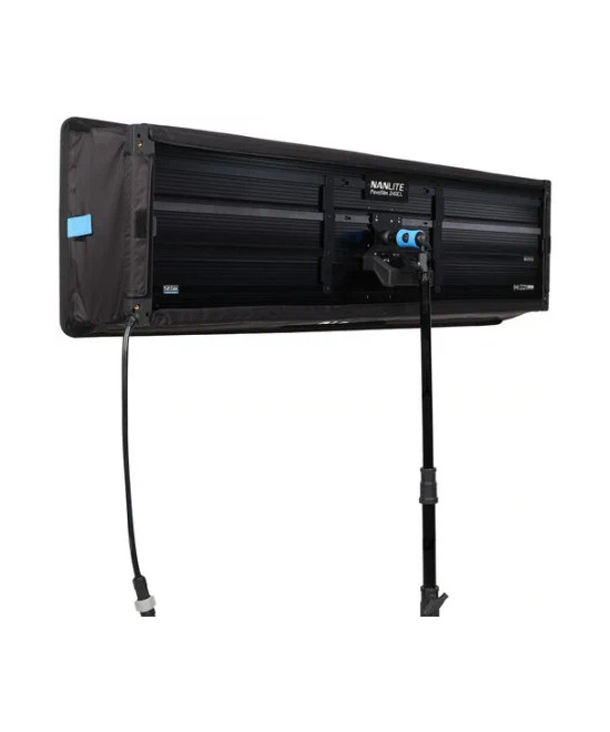 Pavoslim 240CL LED RGBWW PANEL