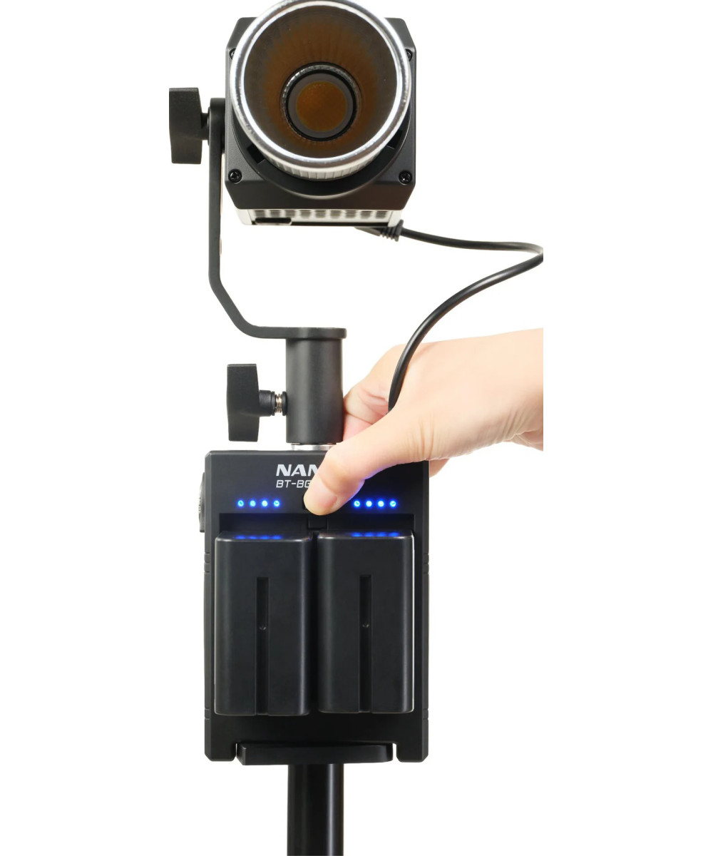 Battery grip BT-BG-V per batterie V-Mount con connettore DC per luce LED Forza 60