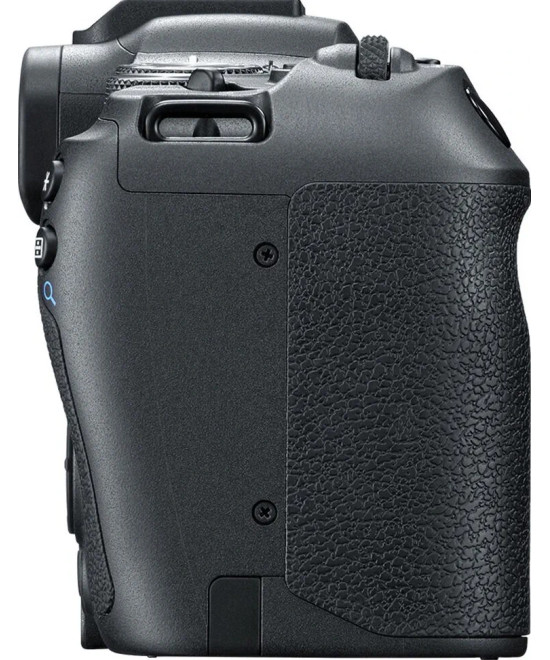 EOS R8
