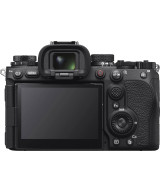 Alpha 9 III