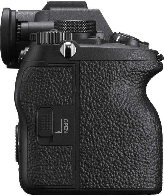 Alpha 7 IV + FE 24-105mm f/4 G OSS