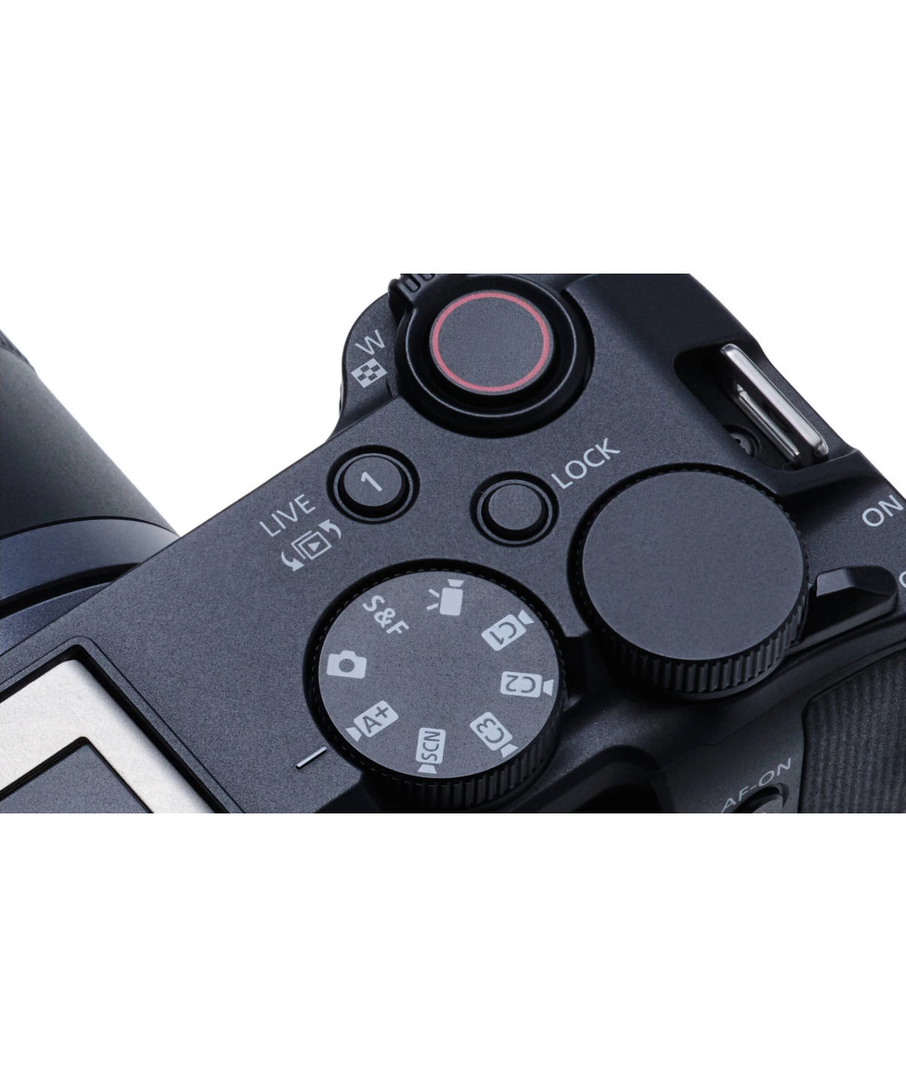 EOS R50 V