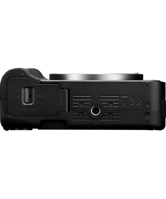 EOS R50 V