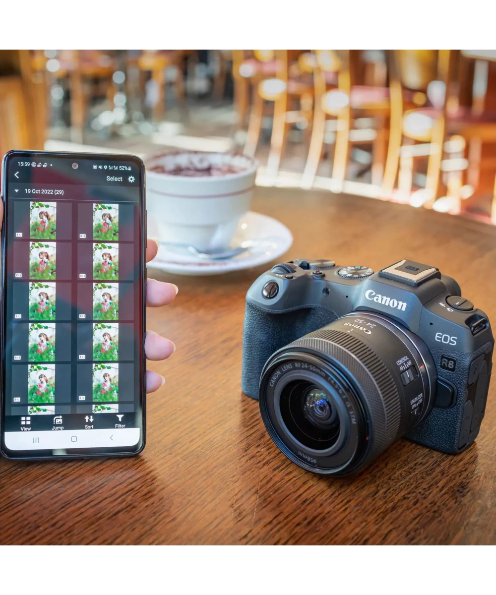EOS R8 + LP-E17