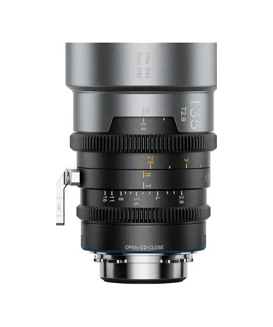 IronStar 135mm t/1.9 1.5X Anamorphic Blue Flare PL / EF