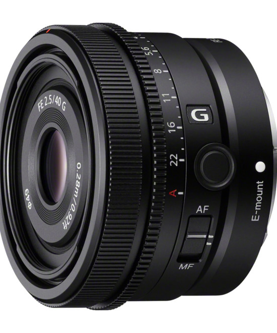 FE 40mm f/2.5 G