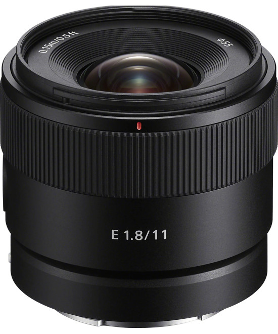 E 11mm f/1.8