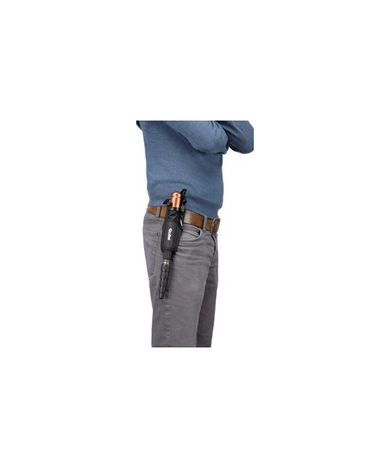 Compact Traveler No. 1 in Carbonio