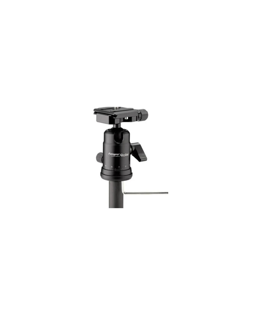 Compact Traveler No. 1 in Carbonio