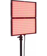 Pavoslim 240C LED RGBWW PANEL