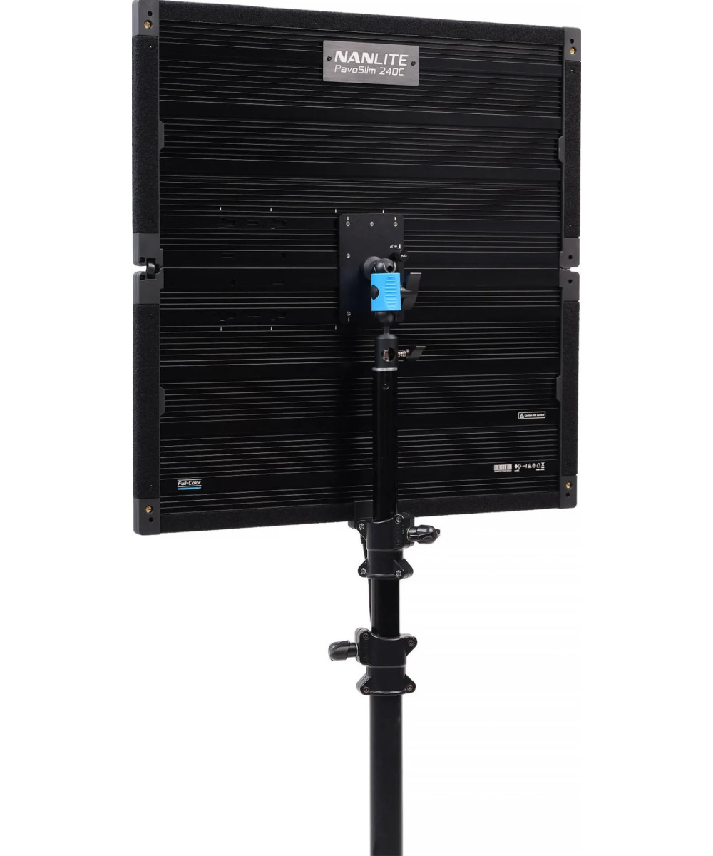 Pavoslim 240C LED RGBWW PANEL