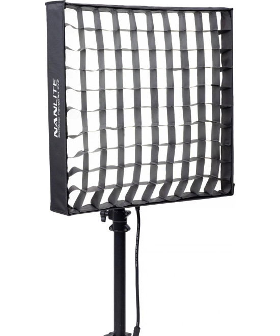 Pavoslim 240C LED RGBWW PANEL