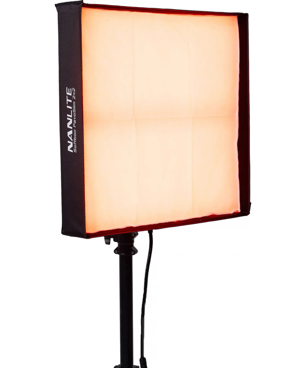 Pavoslim 240C LED RGBWW PANEL