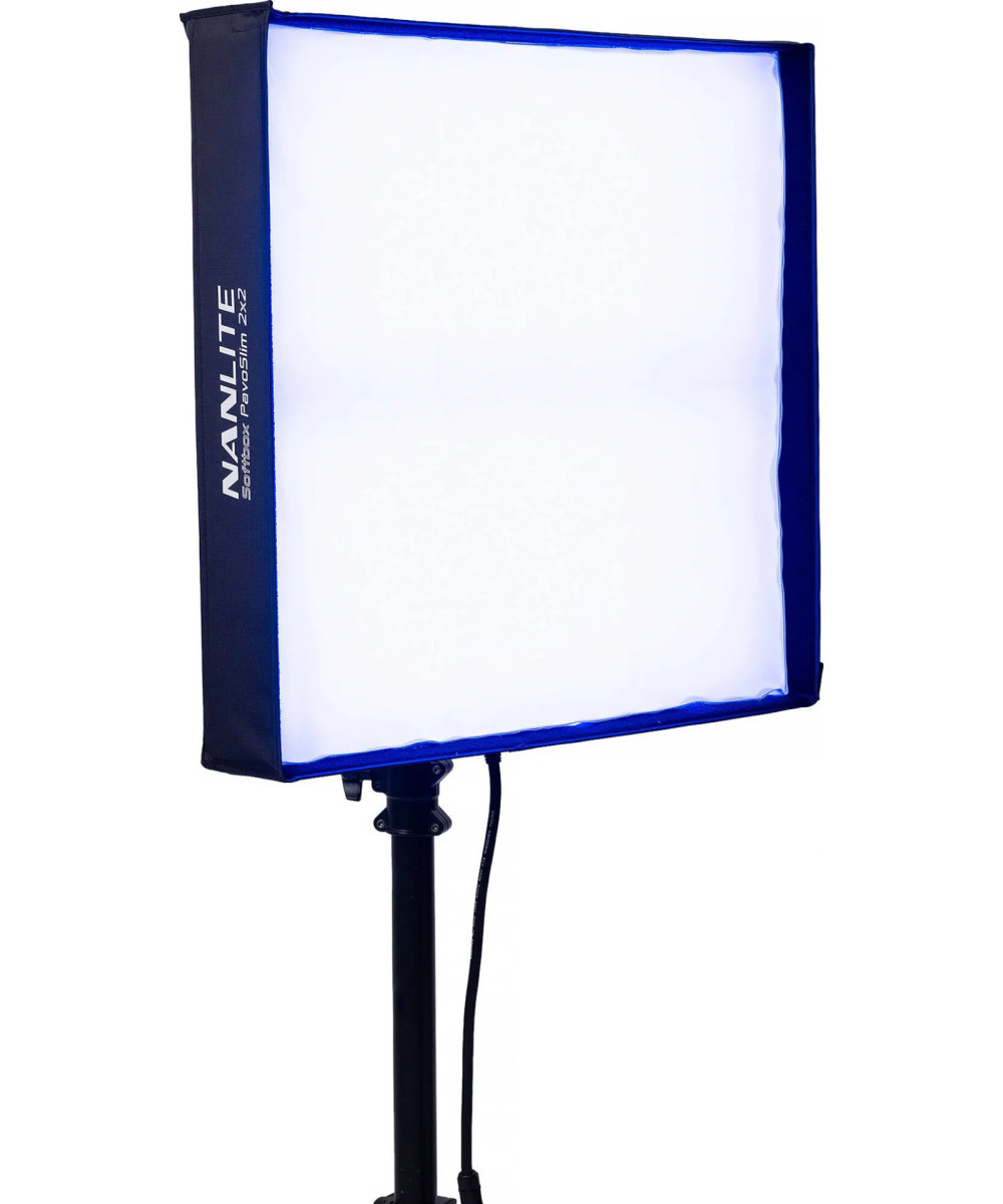 Pavoslim 240C LED RGBWW PANEL
