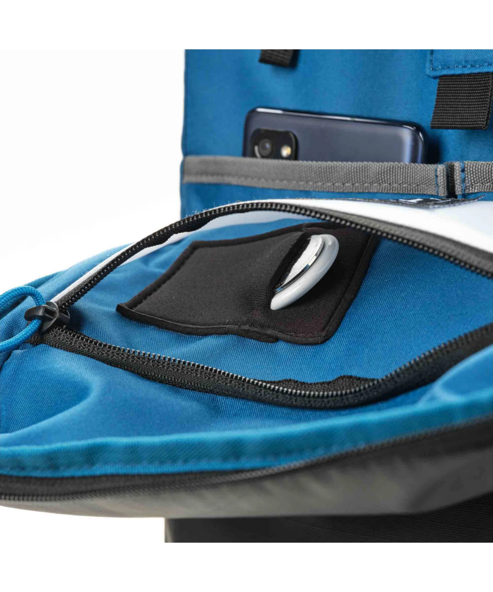 Solstice V2 24L Backpack - Black