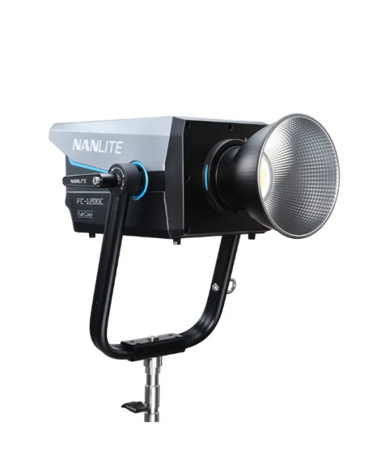 FC-1200C LED FULL-COLOR SPOT LIGHT