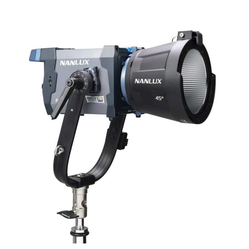 NANLUX - EVOKE 150C LED FULL-COLOR SPOT LIGHT