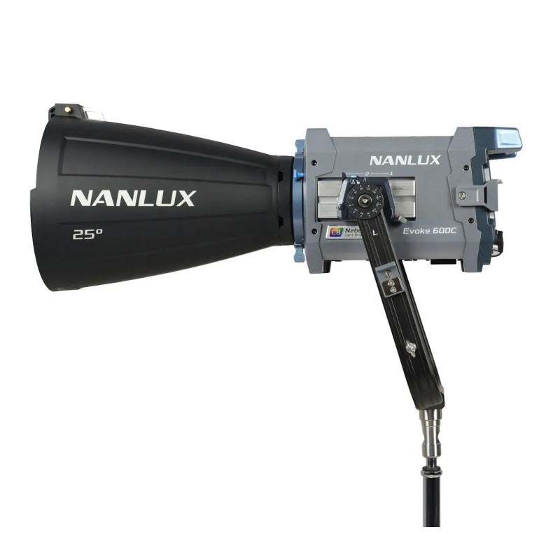 NANLUX - EVOKE 600C LED FULL-COLOR SPOT LIGHT WITH TROLLEY CASE